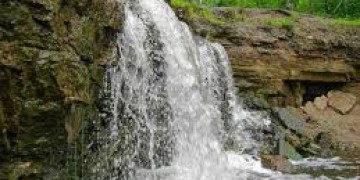 Страна пещер и водопадов